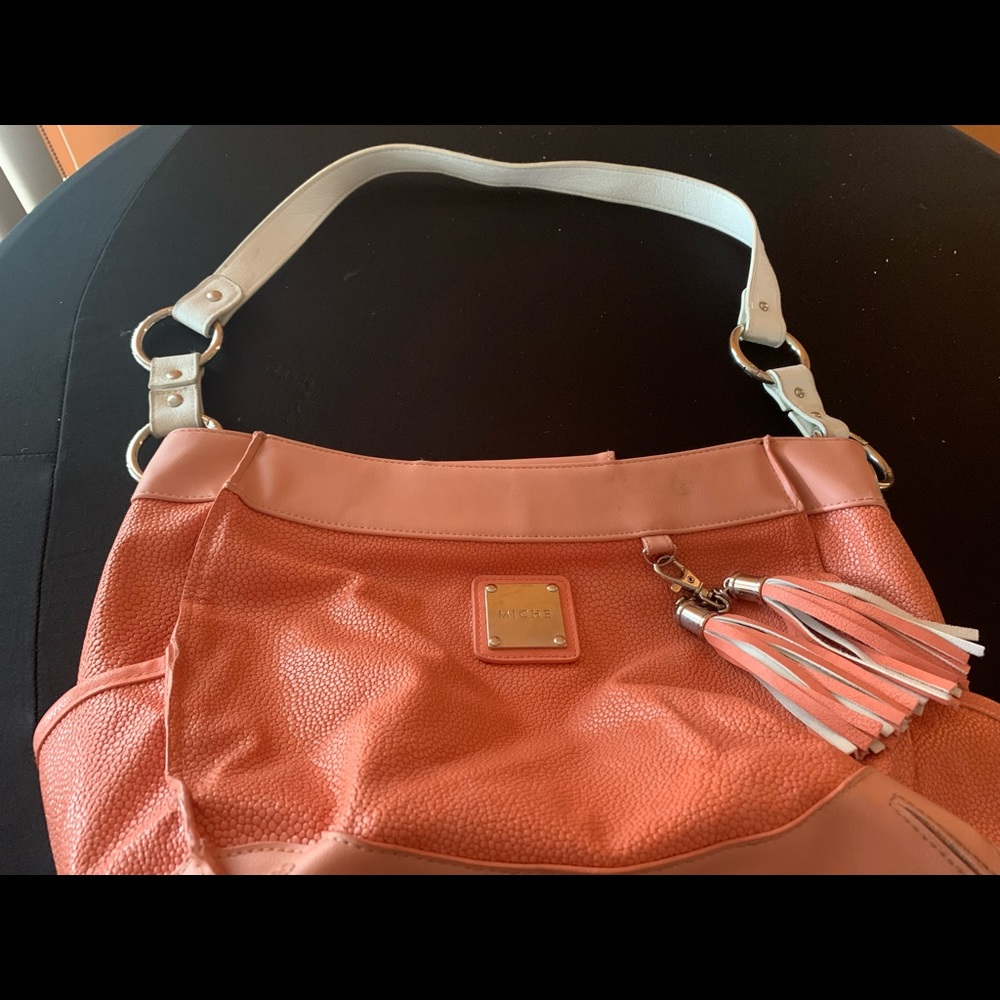 Miche peach patent leather purse EUC